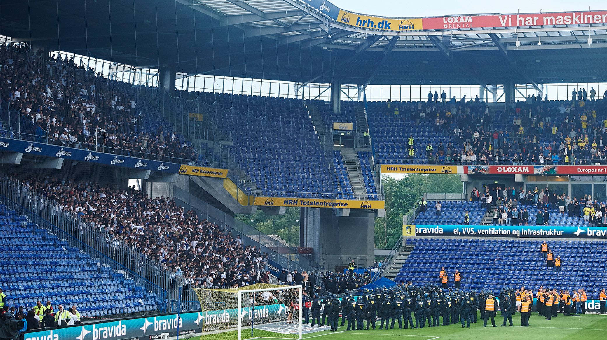 Ballade i FCK's fanafsnit i Brøndby