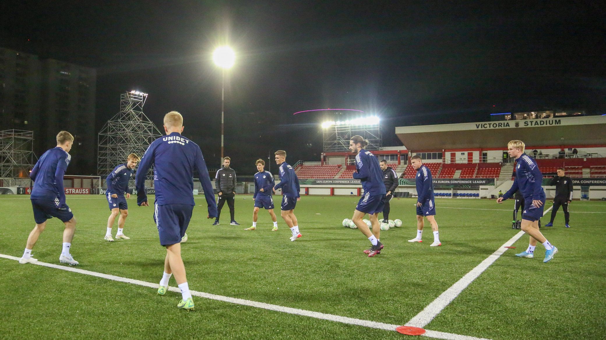 Træning på Victoria Stadium