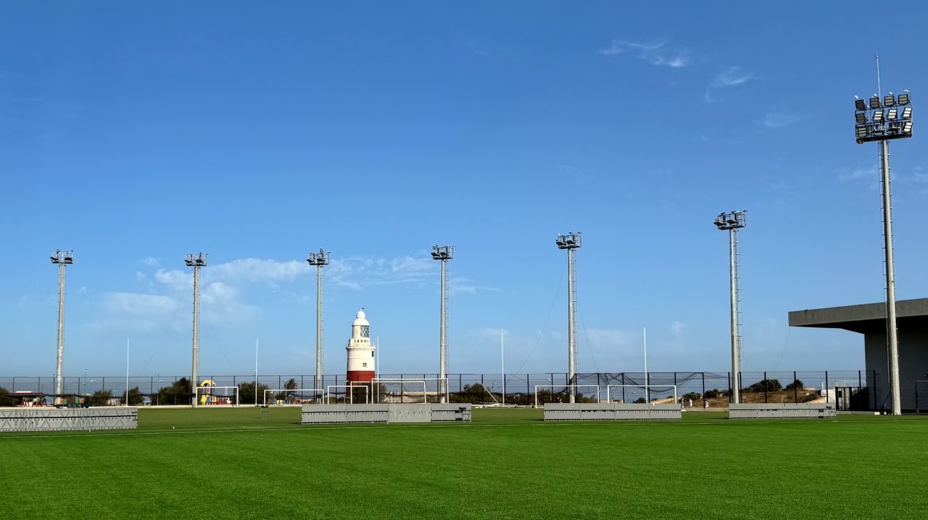 Udsigt til Gibralarstrædet og Europa Point fyrtårnet 