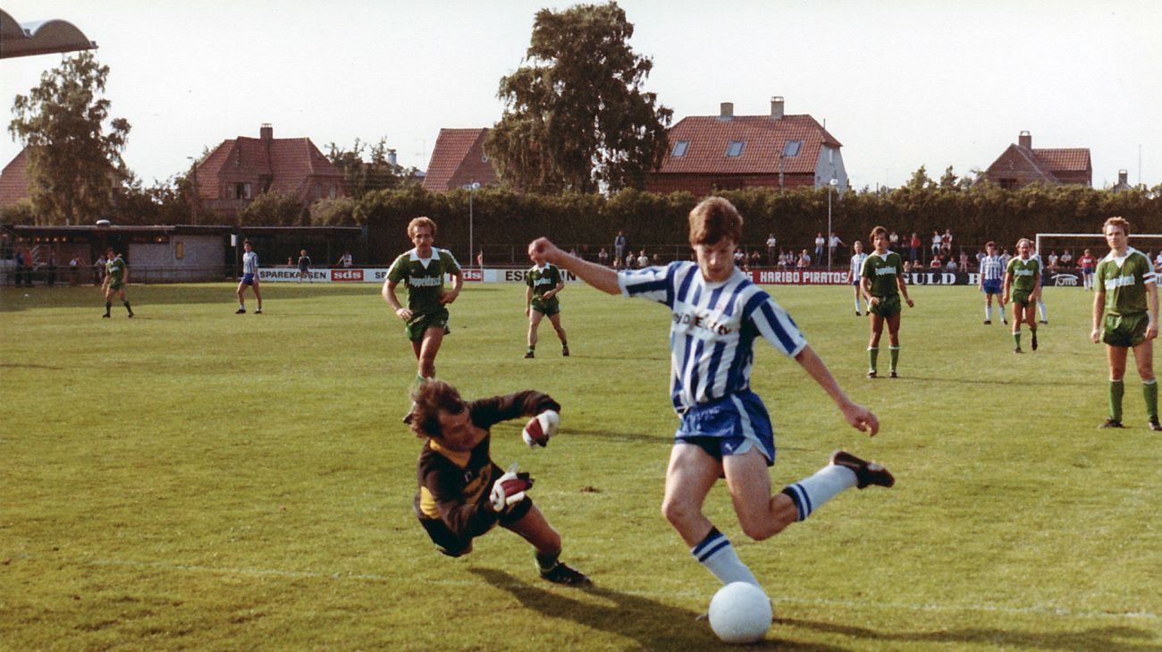 Michael Laudrup scorer for KB mod MSV Duisburg i juli 1981